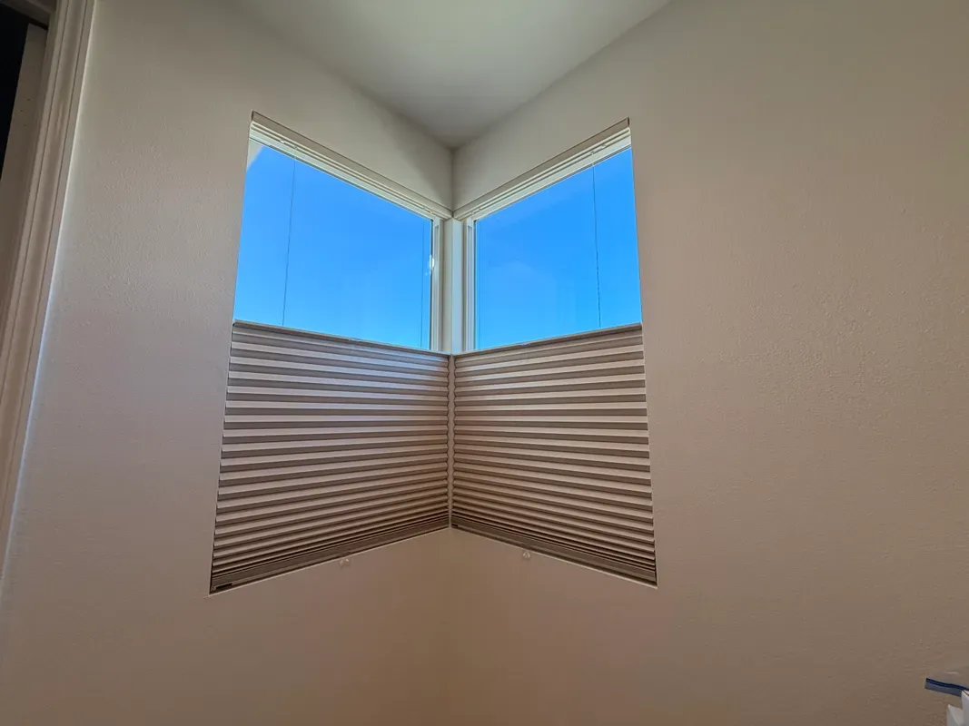 Cellular Honeycomb Shades in Agoura Hills